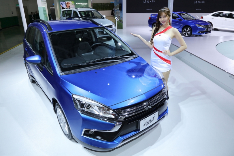 2018台北車展。Mitsubishi Colt Plus祭出49.9萬起超殺優惠，校園正妹教你用Grand Lancer IVY