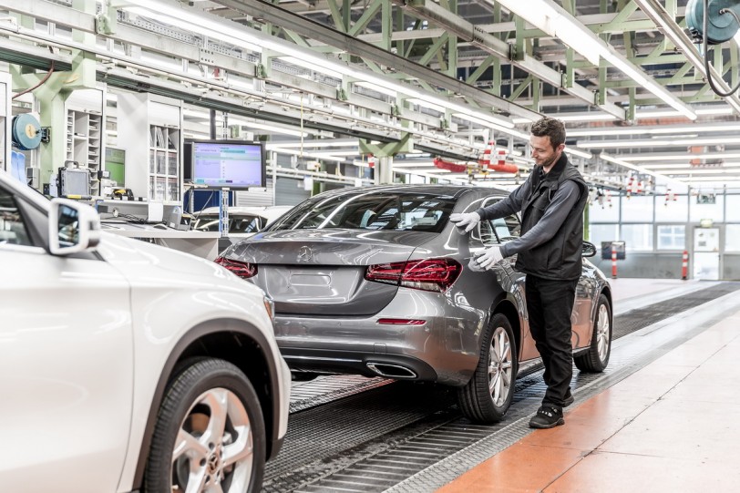 M-Benz德國Rastatt廠第5百萬輛緊湊型車款下線，A-Class Sedan加入產線！