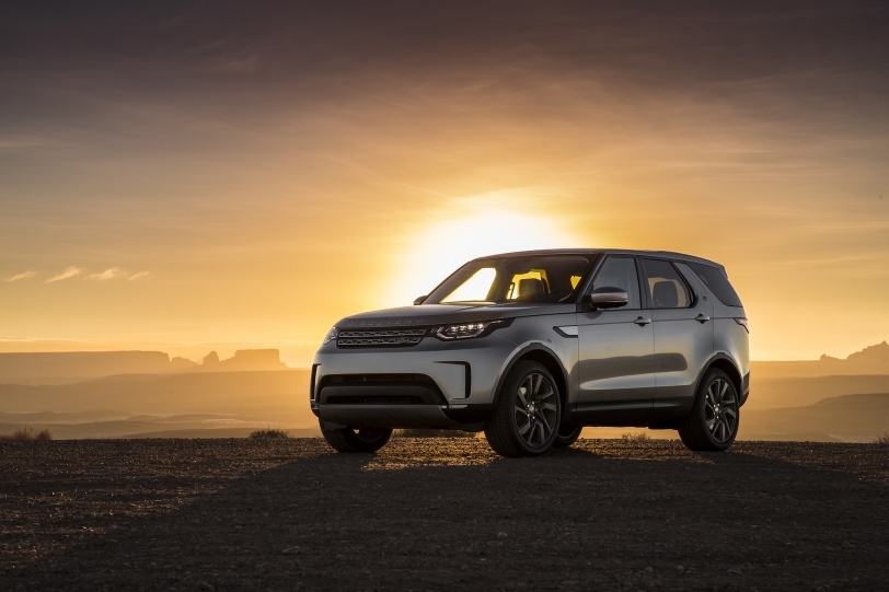 Land Rover Discovery 全尺寸 7 人座旗艦，榮獲2018車訊風雲獎 最佳進口大型SUV！