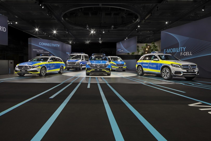 Mercedes-Benz EQC純電休旅領軍，三芒星大軍現身歐洲軍警設備展！