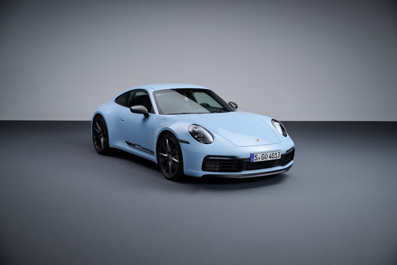 最純粹的保時捷，Porsche 911 Carrera T 輕量化版本 692 萬起開啟預訂正式亮相！