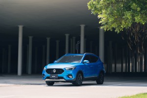 購車,就該這麼簡單—四月購車驚喜MG ZS無痛升級電動尾門