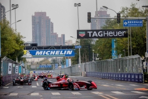 Formula E電動方程式錦標賽第二季首場北京站賽事熱力開跑