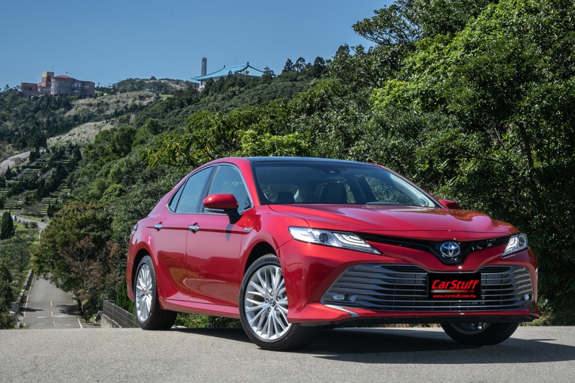 知性貴族革新上陣，2019 Toyota Camry Hybrid 2.5 旗艦型試駕