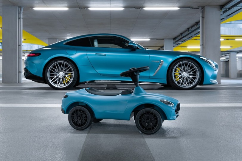Baby也可體驗駕馭AMG的熱血澎湃！Mercedes-Benz推出第七代Bobby-AMG GT