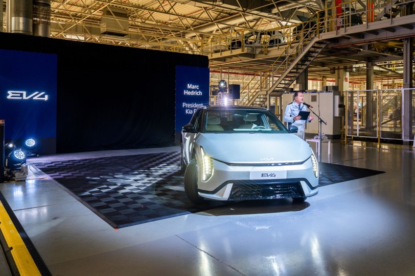 Kia EV4是首輛在歐洲生產的電動車