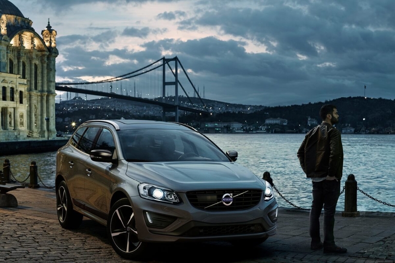 全新17年式Volvo XC60 T5 R-Design X Polestar免費升級8項Polestar賽道級套件