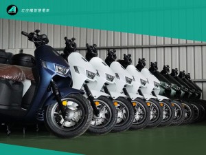 宏佳騰與高雄市政府攜手合作 以行動響應綠色交通新未來 高雄各區里長將騎乘宏佳騰智慧電車投入鄰里服務