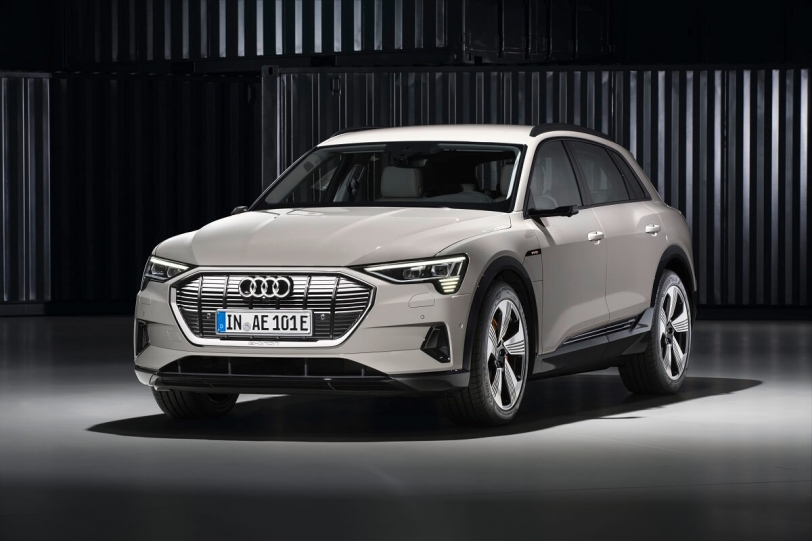 久等了！Audi純電動前鋒戰將e-tron正式亮相 起始價7.99萬歐元(內有影片)