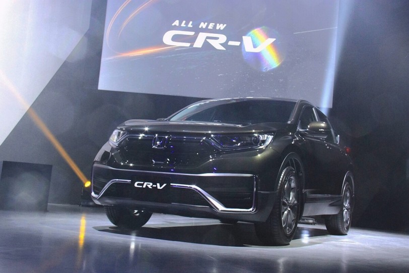 預算90萬，想買哪部SUV？小改款Honda CR-V正式上市！新增全新VTi入門車款