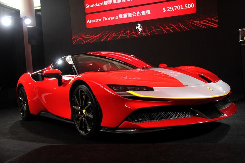 Ferrari SF90 Stradale基本價2385萬在台上市！無須資格審核，即可購買！