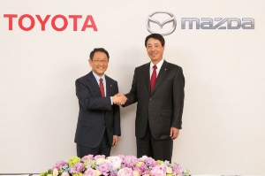 號外！2015年5月13日，豐田與馬自達宣布成為長期合作夥伴