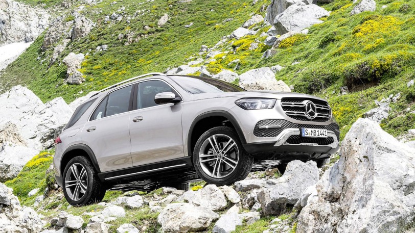 預購價 300 萬元起，地表最強 SUV 家族再進化 The new Mercedes-Benz GLE 即日起開放預購！