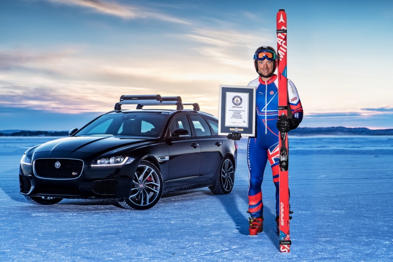 不放手直到夢想到手！Graham Bell拉著Jaguar XF Sportbrake滑雪寫下最速記錄