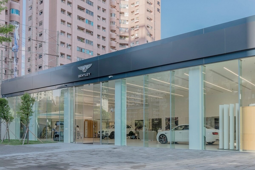 Bentley高雄展示中心盛大開幕 全新第三代Continental GT現身南台灣