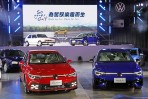 Golf 車系 50 週年鉅獻,Volkswagen Golf GTI/R Edition 50 經典紀念款 50 台 145.8 萬元/199.8 萬元限量上市