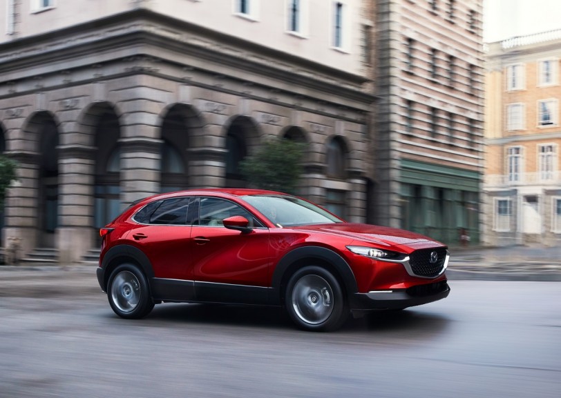 全車系標配 CTS、旗艦型以上新增換檔撥片，2021年式 Mazda CX-30 開始接單