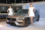 全新世代 V60 領軍,VOLVO Estate Museum 跨時空旅行車博物館台北 101 水舞廣場期間限定開張!