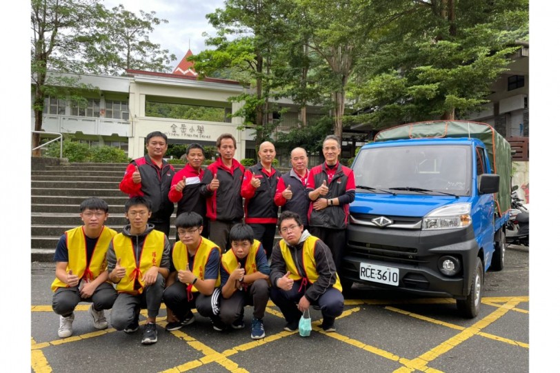 中華菱利四輪驅動穿梭山林   候鳥車輛維修巡迴服務守護偏鄉行駛安全