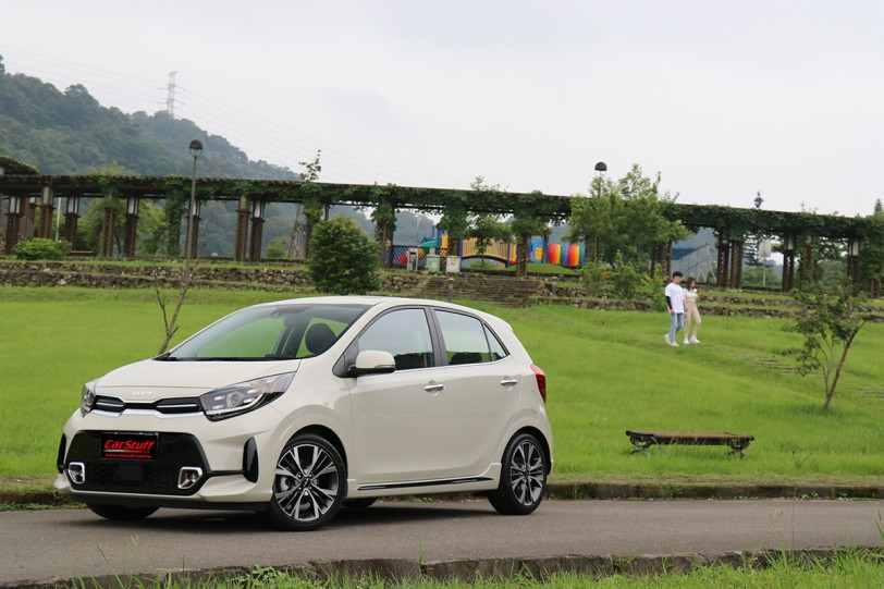 邁入精品都會微型車之林，2023 KIA Picanto Latte Edition