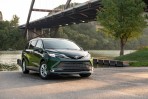 不再讓貿易商專美於前,Toyota Sienna 第四代「近乎零時差」11/24 先行抵台預賞