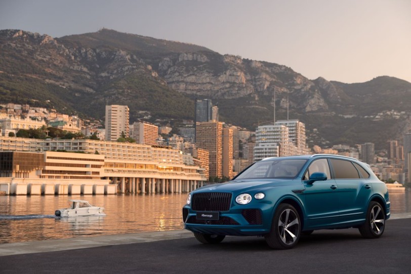 Bentley推出海岸系列Bentayga EWB Riviera Collection