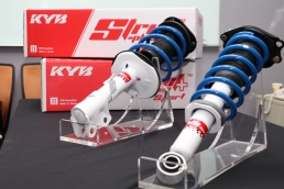 Toyota車系底盤升級福音，KYB Strut Plus Sport「白桶」避震正式上市