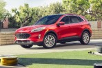 Ford每年回收12億個保特瓶再利用,打造汽車零組件