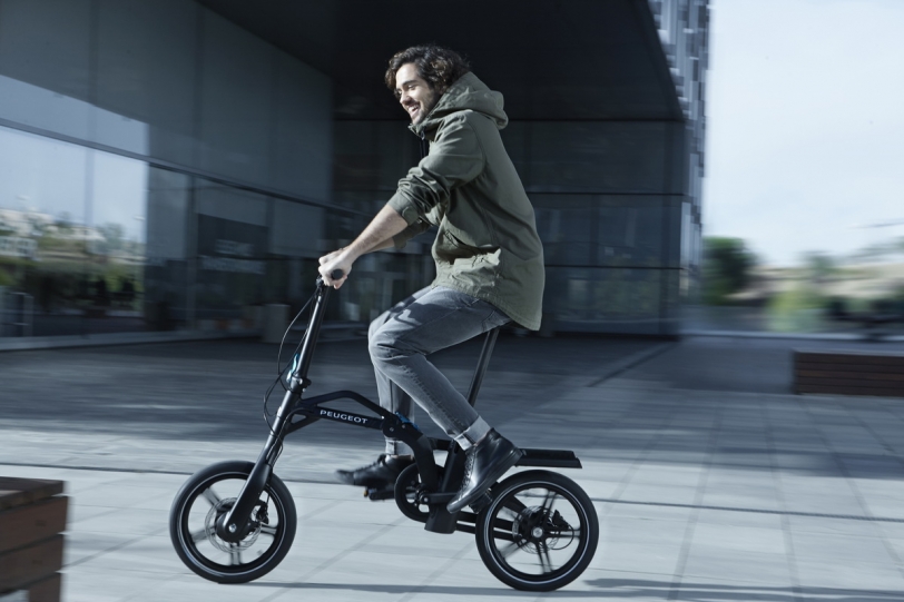 Peugeot不只車美，連跨行做電動助力單車、豪華快艇都獲設計大獎！