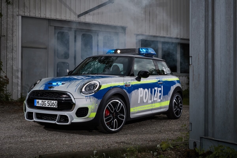 像Mini JCW Police Car這樣的警車太可愛！壞人捨不得逃跑啦！