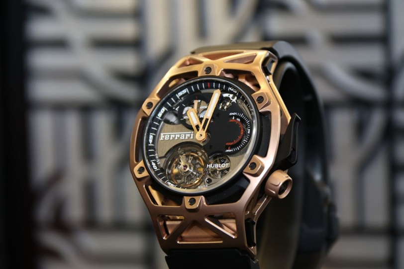 工藝與速度的巔峰之作，Hublot Techframe Ferrari 70週年陀飛輪計時碼錶正式發表