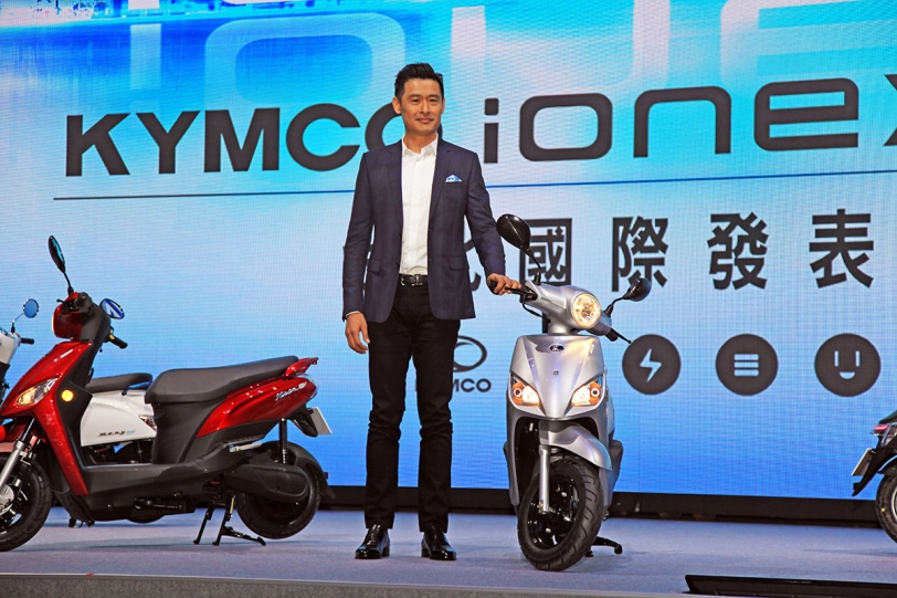 最低僅需29,800起，KYMCO Ionex Many 110 EV/Nice 100 EV 車能網電動機車正式在台亮相！