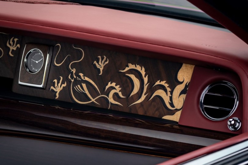 Rolls-Royce獻上龍年「漂浮」鉅作：Phantom Dragon