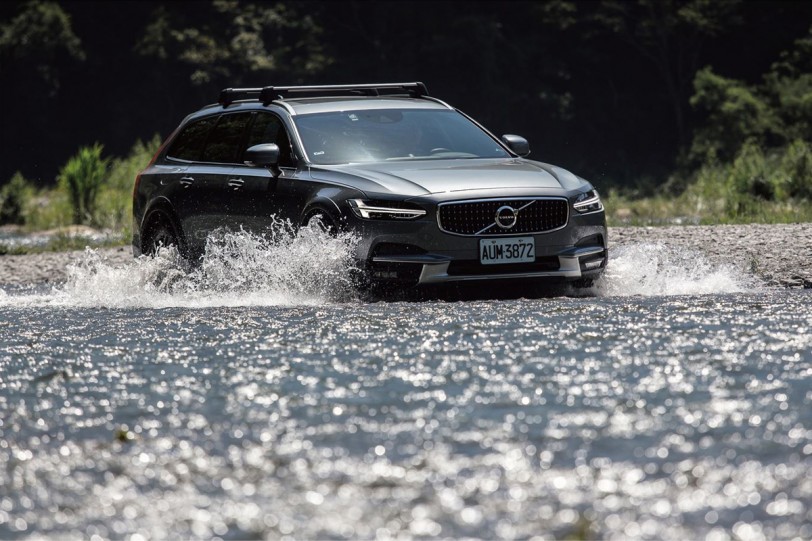 當了大人就沒有自由? 與Volvo V90 CC一起探索自我