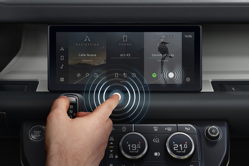 Jaguar Land Rover與劍橋大學合作開發「免接觸」觸控式螢幕