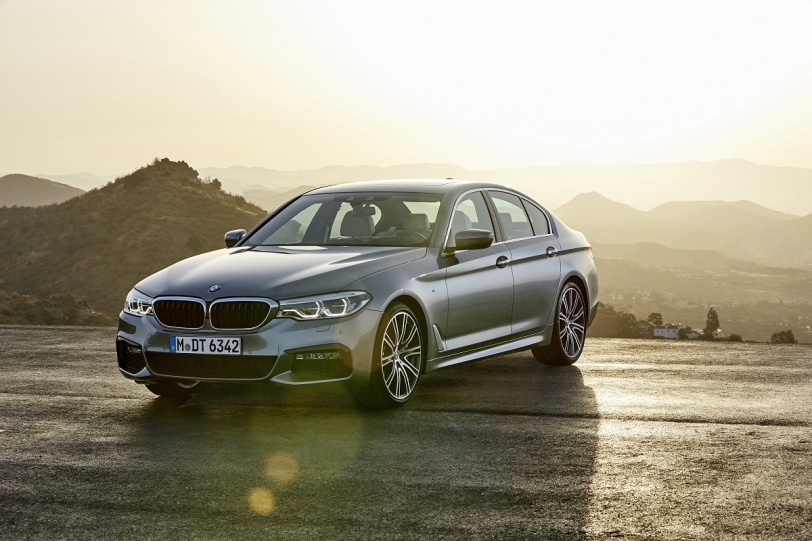 BMW大5系列獲頒2018車訊風雲獎「最佳進口大型車」殊榮！