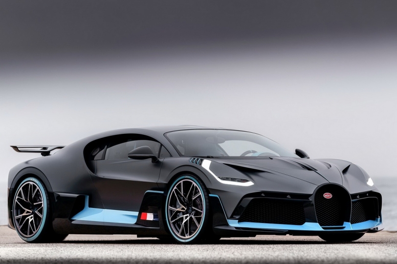 限量40輛的彎道版山豬，Bugatti Divo天價500萬歐元仍秒殺！