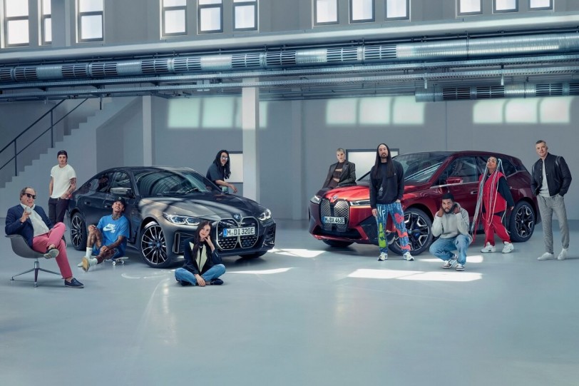 BMW與知名網紅、DJ、模特兒以及藝術家們合作,啟動iX與i4宣傳活動