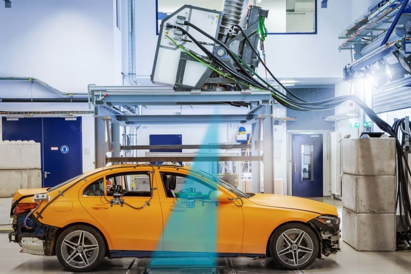 展現透明度最大值！Mercedes-Benz成為全球第一家進行X射線碰撞測試的汽車製造商
