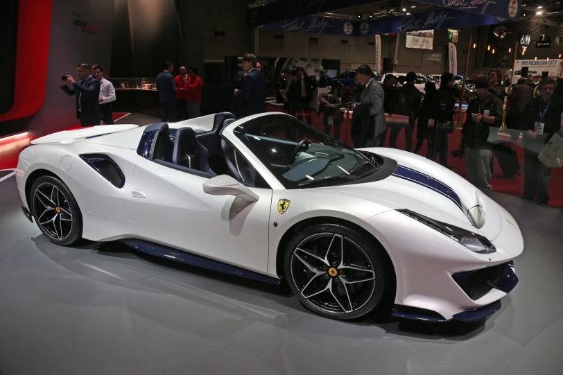 2018巴黎車展：Ferrari 488 Pista Spider，躍馬再創敞篷跑車高性能標竿