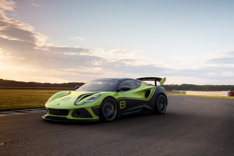 從公路到賽道，Lotus推出Emira GT4賽車投入2022年賽季
